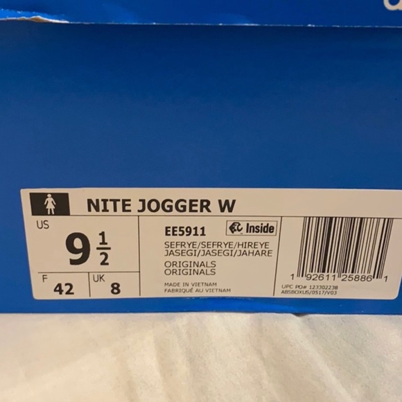 Adidas runners - Picture 3 of 4